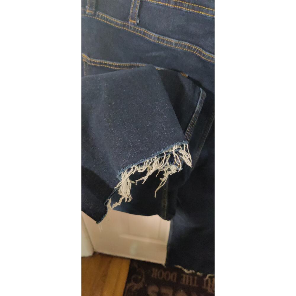 Boden Denim Wide Leg Dark Wash Jeans Raw Hem Size 16/18 Modern Boho Slouchy Chic - Picture 6 of 8